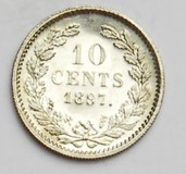 Lot 823