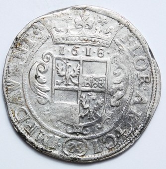 Kavel 327
