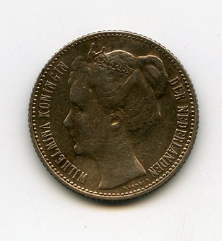 Kavel 695