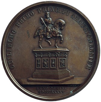 Lot 1195